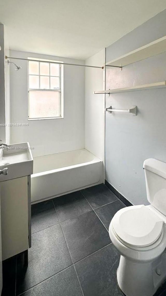 754 Meridian Ave , Unit 15, Miami Beach, FL 33139 Photo