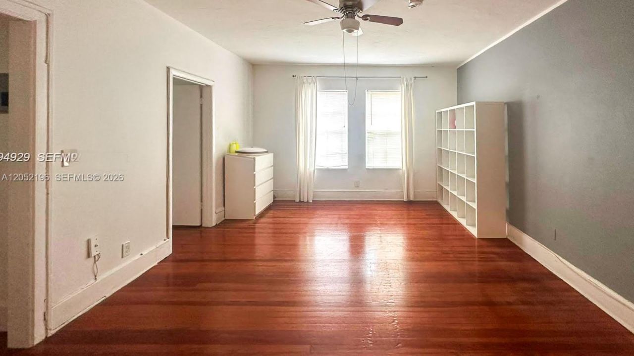 754 Meridian Ave , Unit 15, Miami Beach, FL 33139 Photo