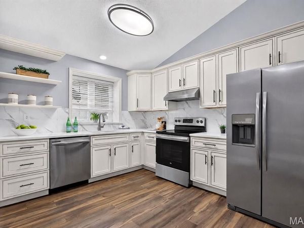 12950 Autumn View Drive, Unincorporated, MO 63146