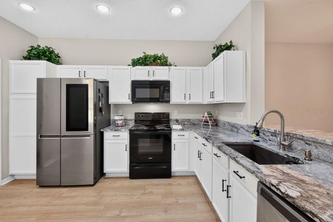 648 Spring Lake Circle, Tarpon Springs, FL 34688 Photo
