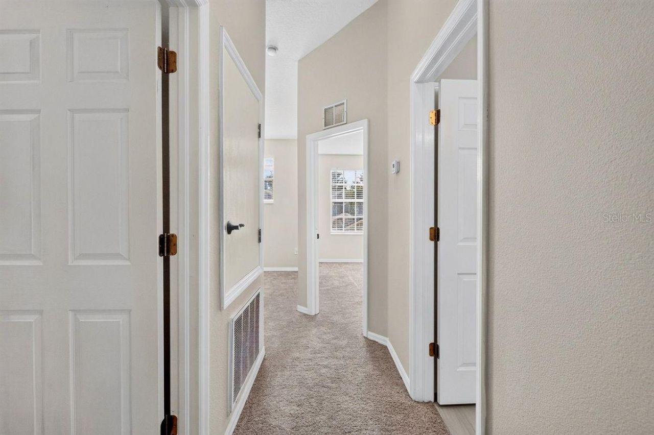 648 Spring Lake Circle, Tarpon Springs, FL 34688 Photo