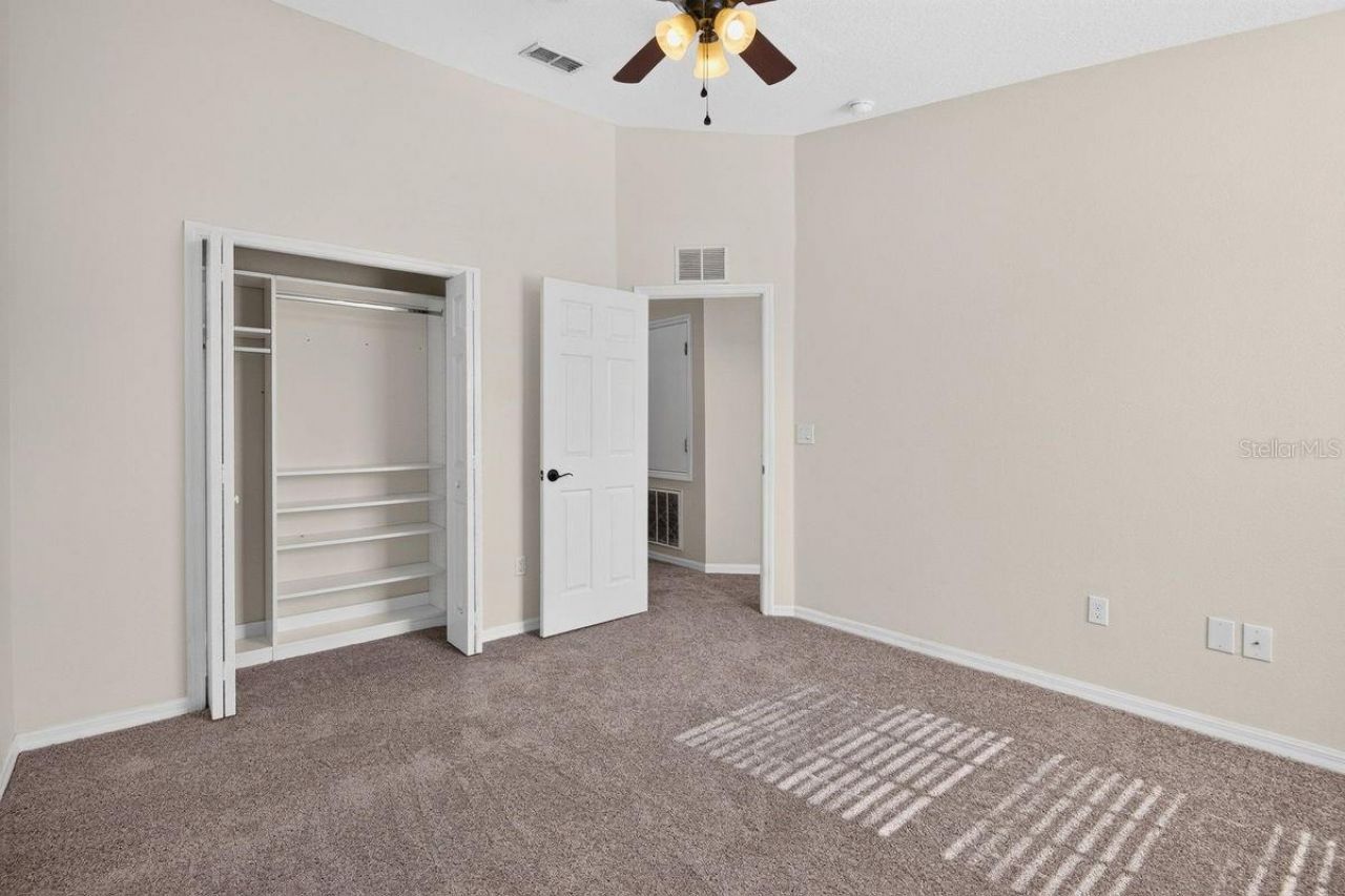 648 Spring Lake Circle, Tarpon Springs, FL 34688 Photo