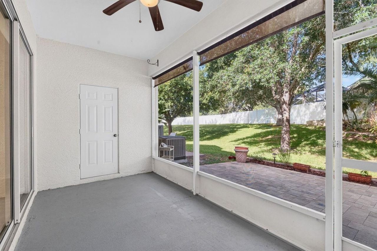 648 Spring Lake Circle, Tarpon Springs, FL 34688 Photo