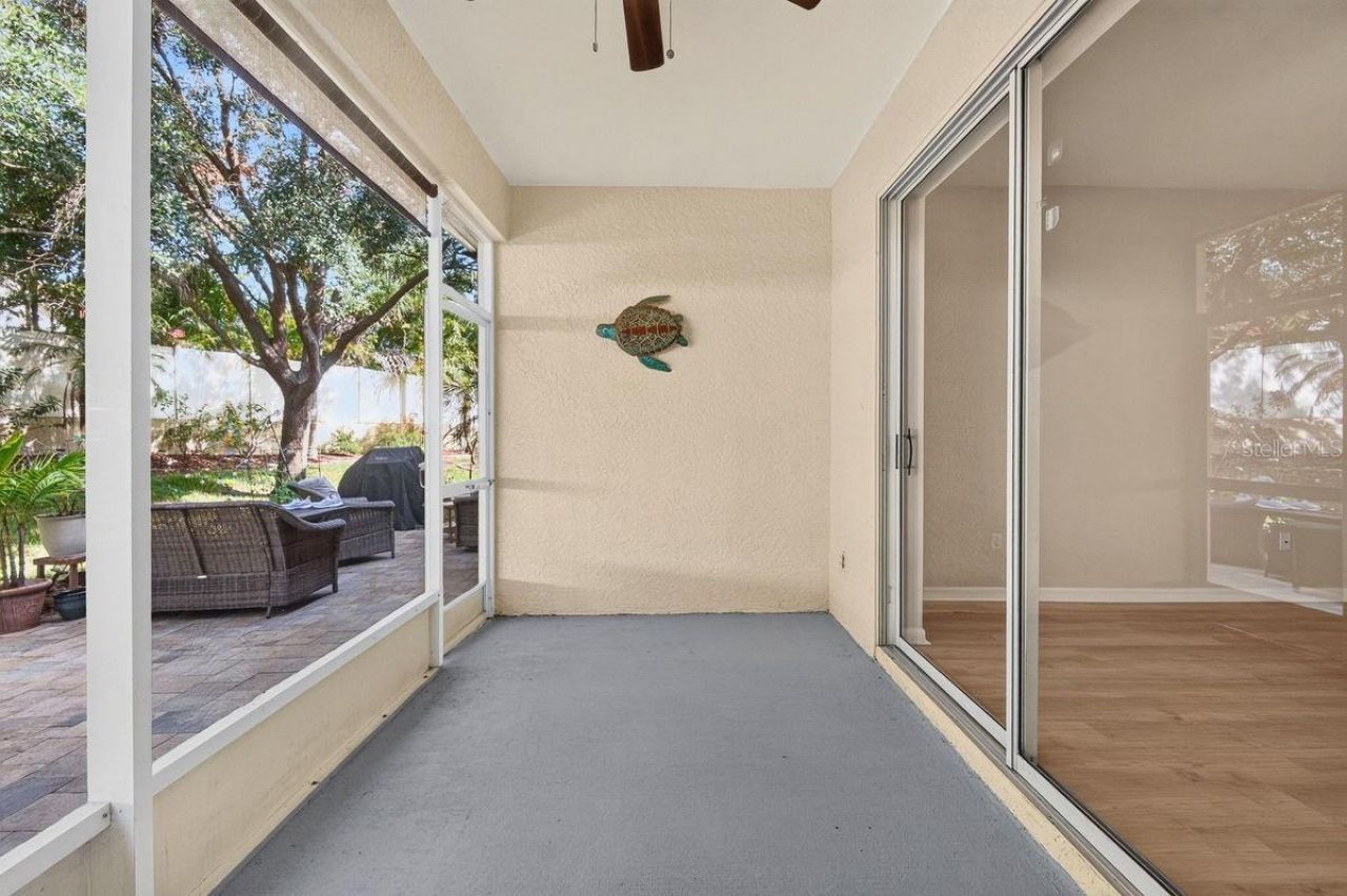 648 Spring Lake Circle, Tarpon Springs, FL 34688 Photo
