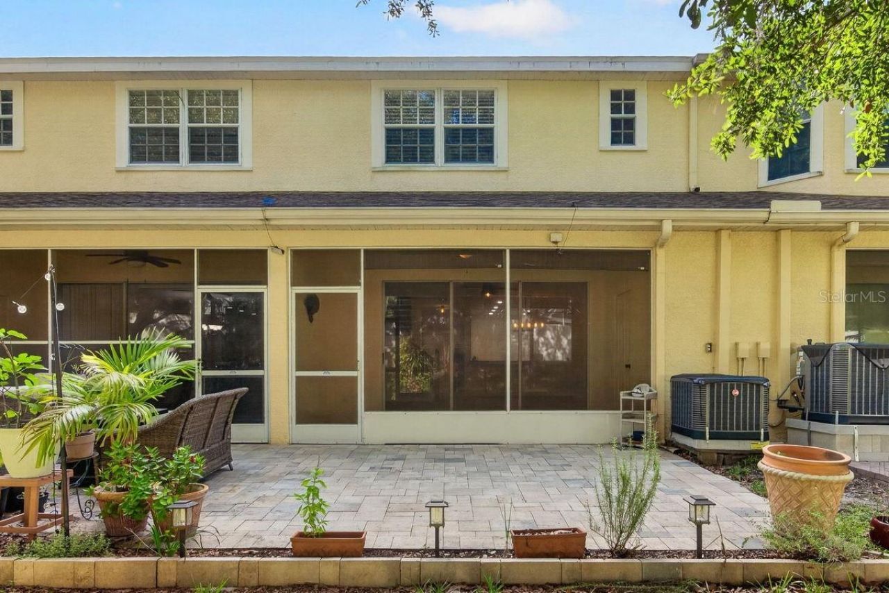 648 Spring Lake Circle, Tarpon Springs, FL 34688 Photo