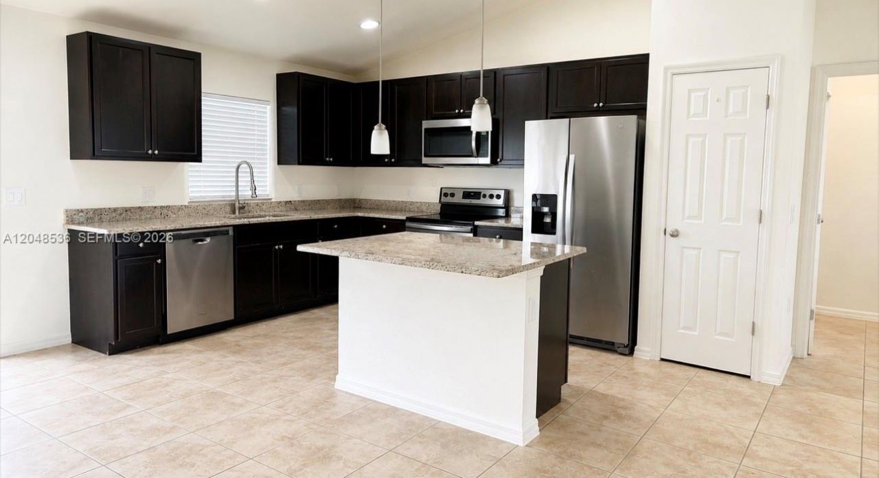 2208 NW 42nd Pl , Cape Coral, FL 33993 Photo