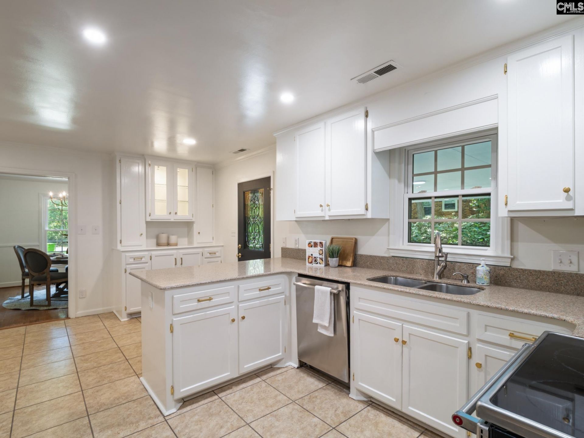 6067 Crabtree Road Photo 11