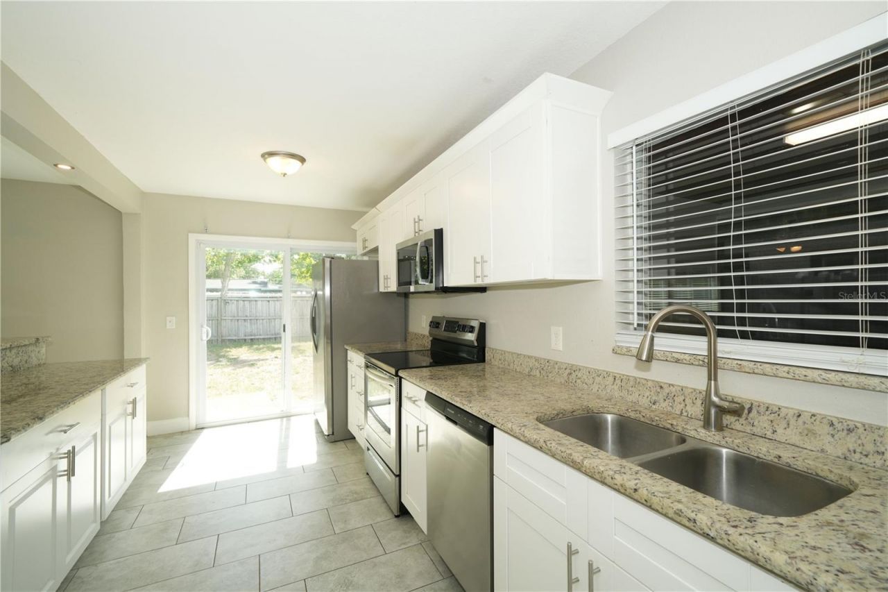 4517 S Clark Avenue , Tampa, FL 33611 Photo
