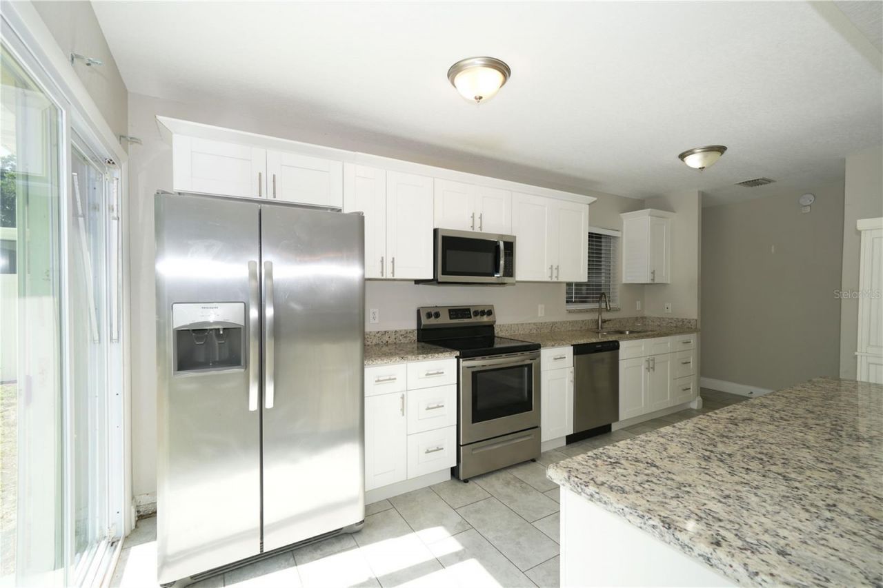 4517 S Clark Avenue , Tampa, FL 33611 Photo