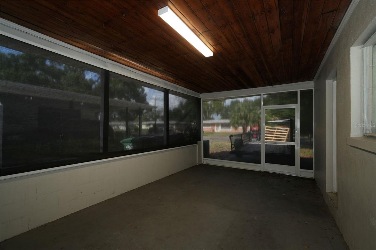 4517 S Clark Avenue , Tampa, FL 33611 Photo