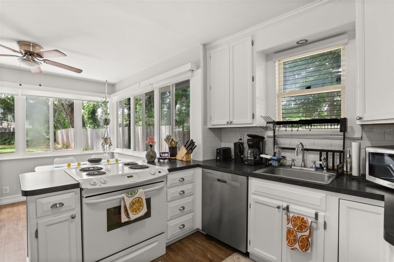 1214 E Harding Street , Orlando, FL 32806 Photo