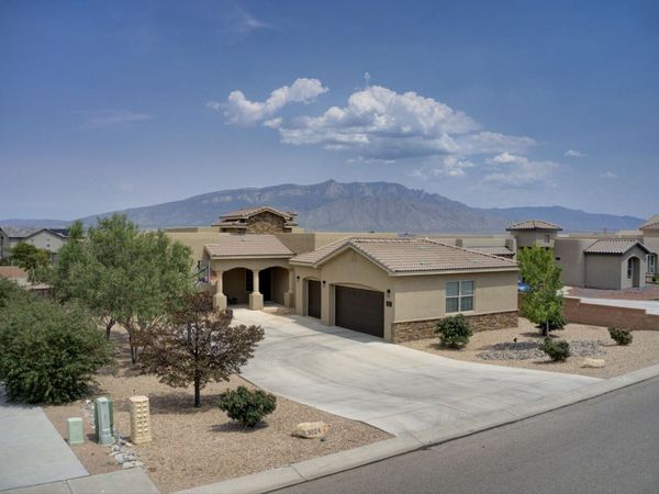 3024 Vatapa Road NE, Rio Rancho, NM 87144