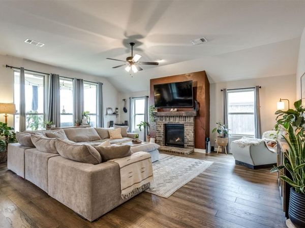 13221 SW 6th Street, Yukon, OK 73099