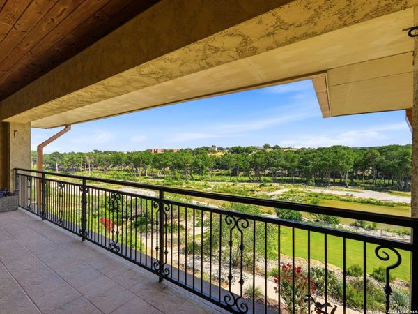 521 Guadalupe St, Unit 1302, Kerrville, TX 78028