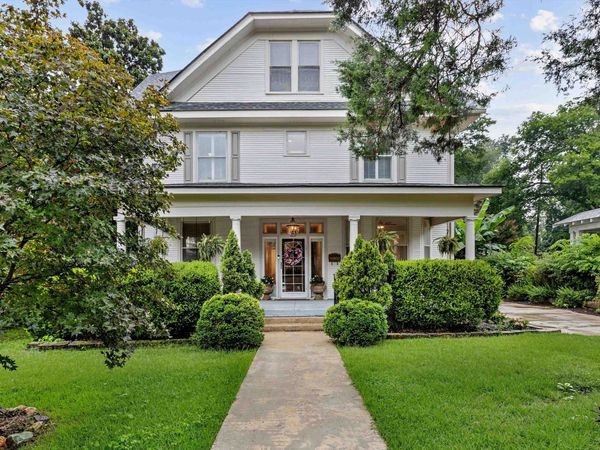 2025 CENTRAL AVE, Memphis, TN 38104