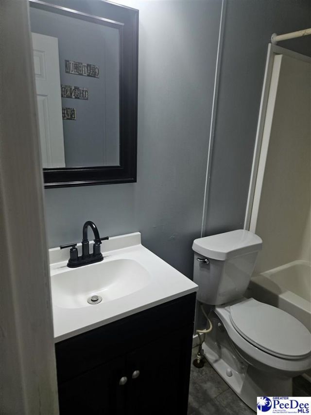 667 Higgins Road Photo 7