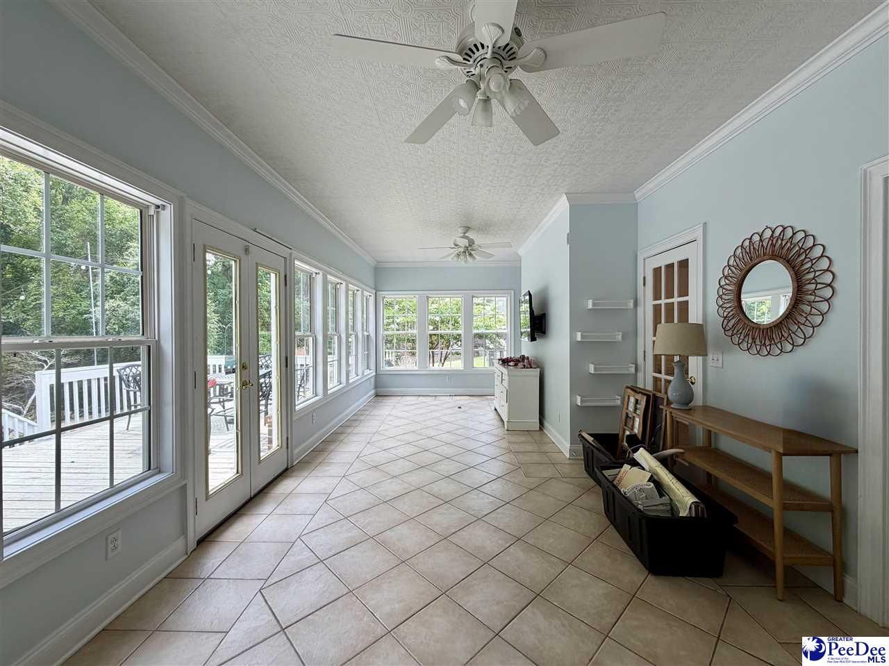 406 Hunters Ridge Drive Photo 12