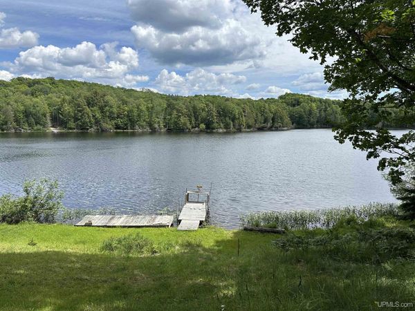 13797 Stateline Lake Road, Marenisco Twp, MI 49947
