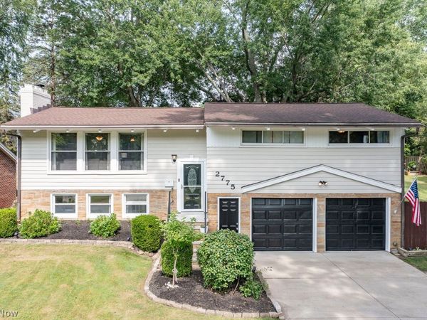 2775 Horseshoe Boulevard, Westlake, OH 44145