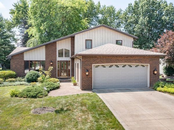 14667 Trenton Avenue, Strongsville, OH 44136