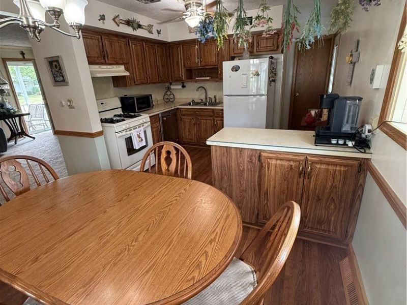 1701 Lynn Mar Avenue, Poland, OH 44514 Photo 6