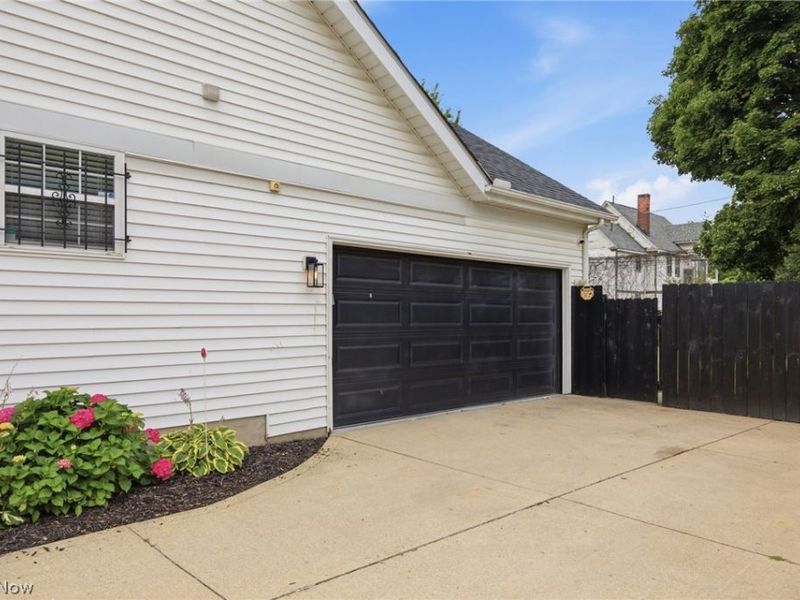 1544 E 86th Street, Cleveland, OH 44106 Photo 6