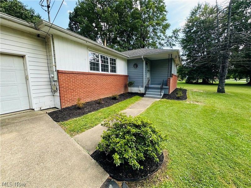 2695 Miller Graber Road, Newton Falls, OH 44444 Photo 2