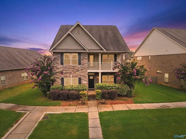 8 Leyland Drive SW, Huntsville, AL 35824