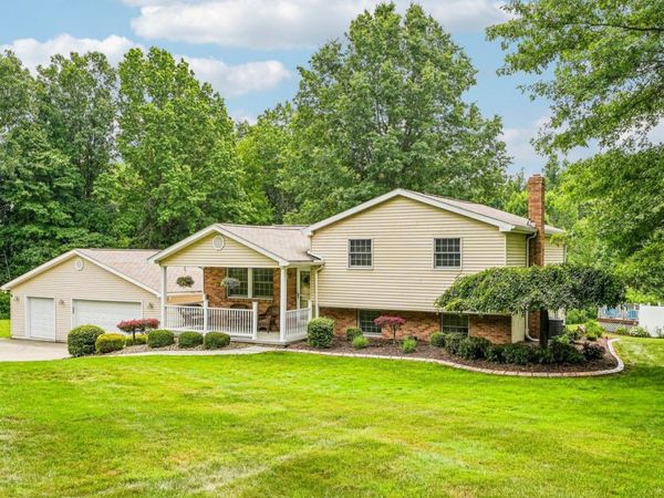 544 Firehall Road, New Castle, PA 16101