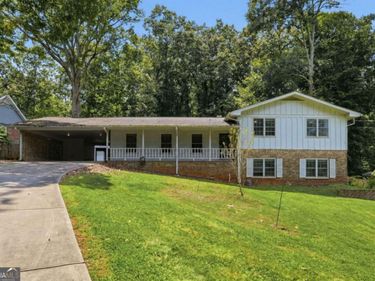 4362 White Oak Drive, Buford, GA 30518