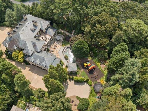 72 Blackland Road NW, Atlanta, GA 30342
