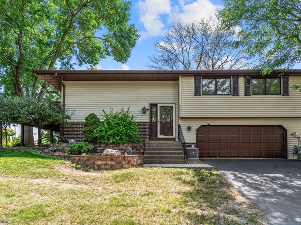 10717 Yukon Avenue S, Bloomington, MN 55438