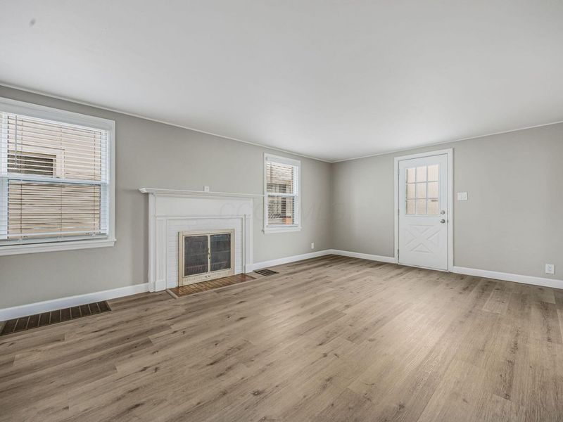 575 Chestershire Road , Columbus, OH 43204 Photo 3
