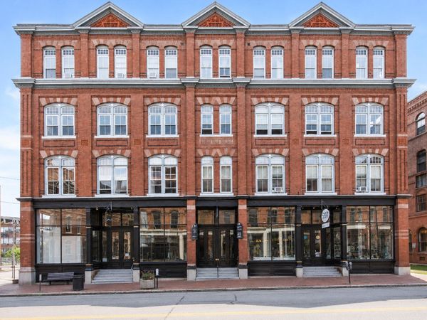 150 Middle Street , Unit 4J, Portland, ME 04101