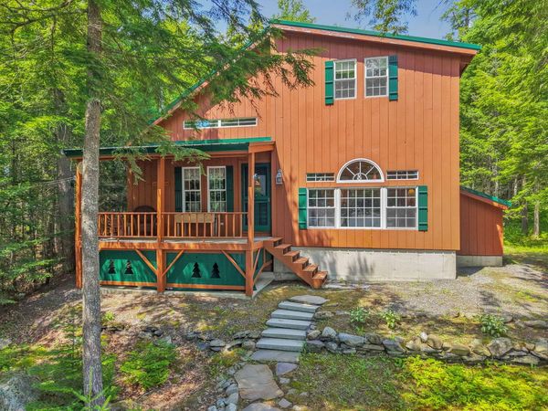 411 Tim's Cove Road , Willimantic, ME 04443