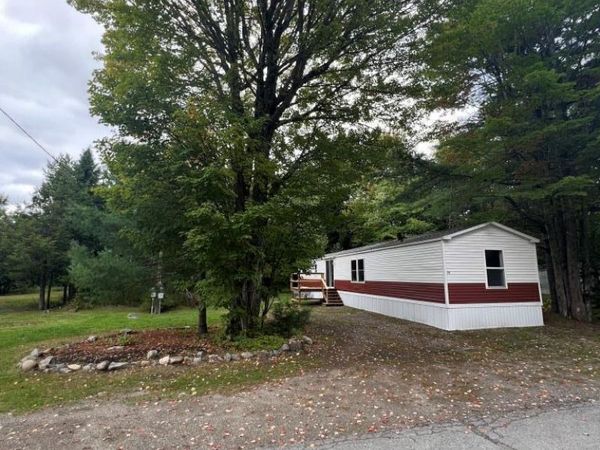 11 Sweet Fern Drive , Greenbush, ME 04418
