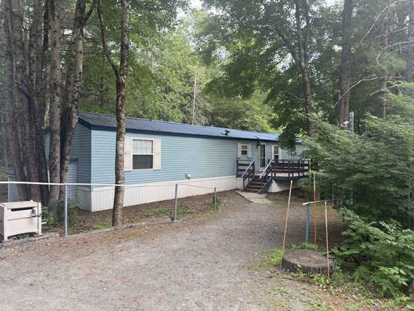 11 Aloha Drive , Greenbush, ME 04418