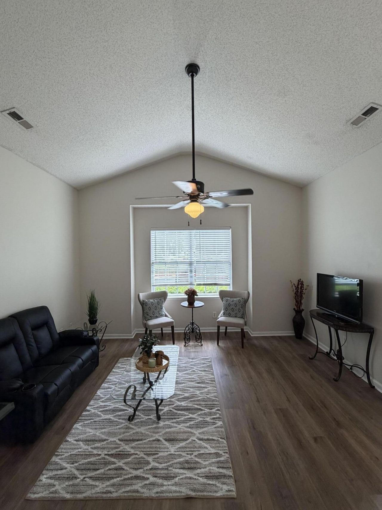232 Brookshire Road Photo 4