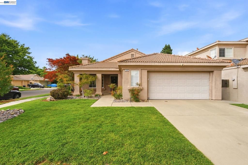 3101 La Costa Ln, Modesto, CA 95355 Main Photo