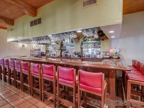 Vista, CA 92084