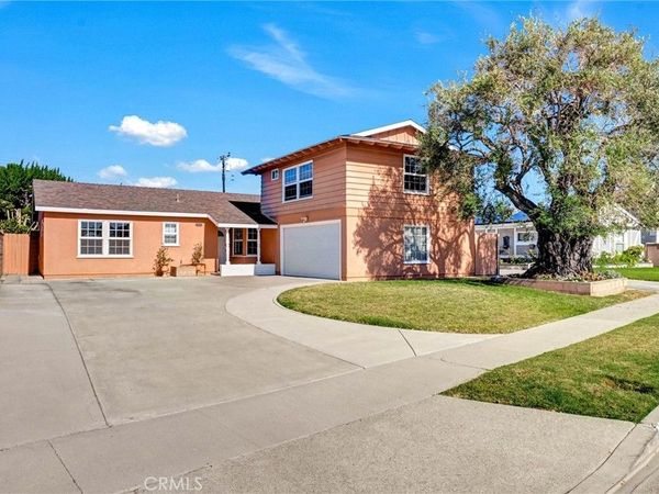 17111 Santa Rita Street, Fountain Valley, CA 92708