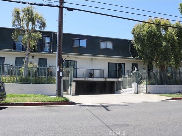 9047 Langdon, Unit 4, Los Angeles, CA 91343
