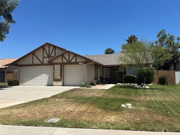 16810 Hudson Bay, Moreno Valley, CA 92551