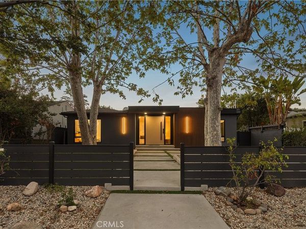 12311 Hartsook Street, Valley Village, CA 91607