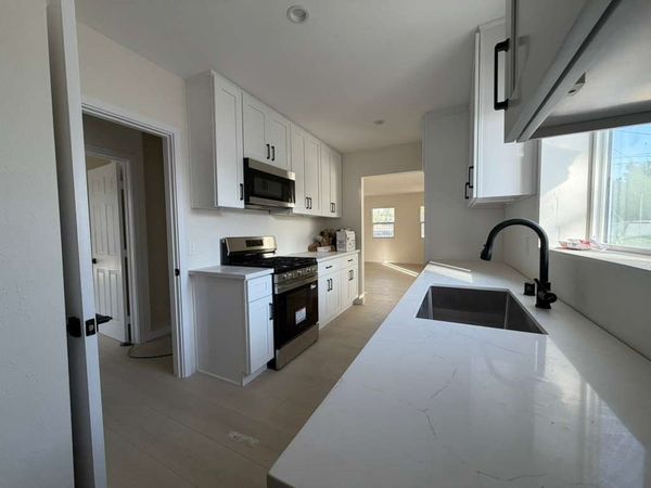 10633 Laurel Canyon Boulevard, Unit 1, Pacoima, CA 91331
