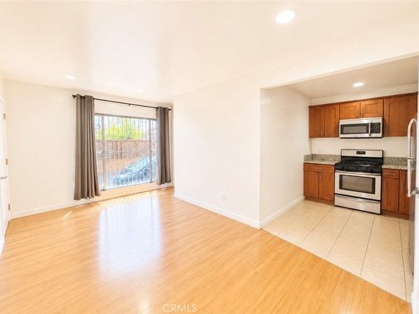 1372 W 36th Street, Unit 3, Los Angeles, CA 90007