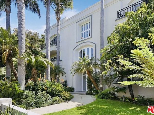 446 San Vicente Boulevard, Unit 107, Santa Monica, CA 90402