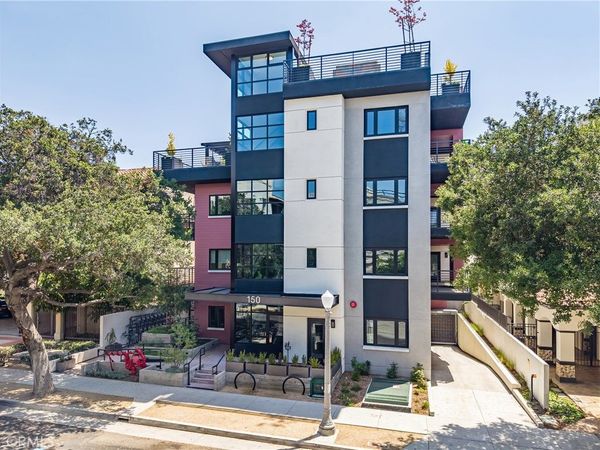 150 S Oak Knoll Avenue, Unit 205, Pasadena, CA 91101