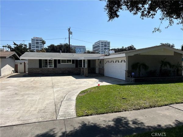 533 S Devon Road, Orange, CA 92868