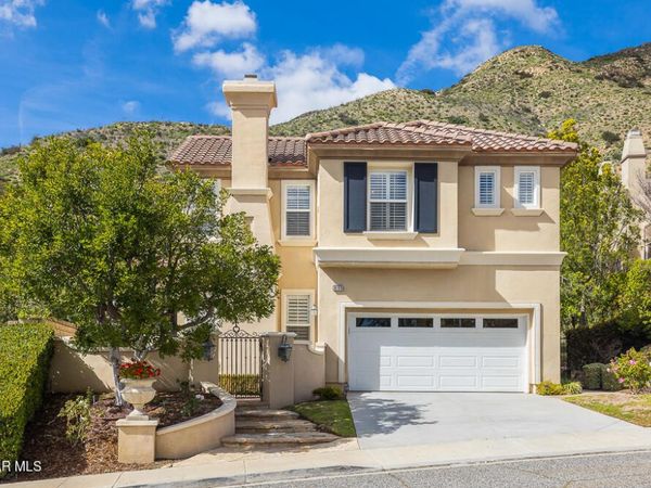 6103 Deerhill Road, Oak Park, CA 91377
